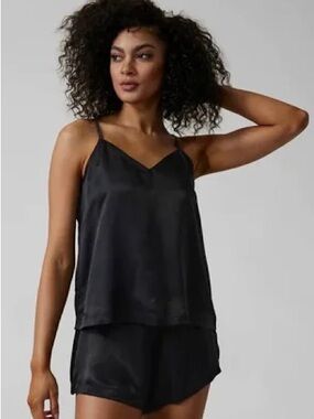 Athleta medium NWT calm cool camo Black V-Neck Spaghetti Strap Tank Top silky